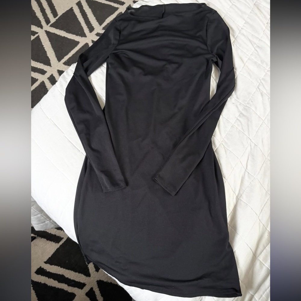 Abercrombie & Fitch Black Long Sleeve Midi Dress